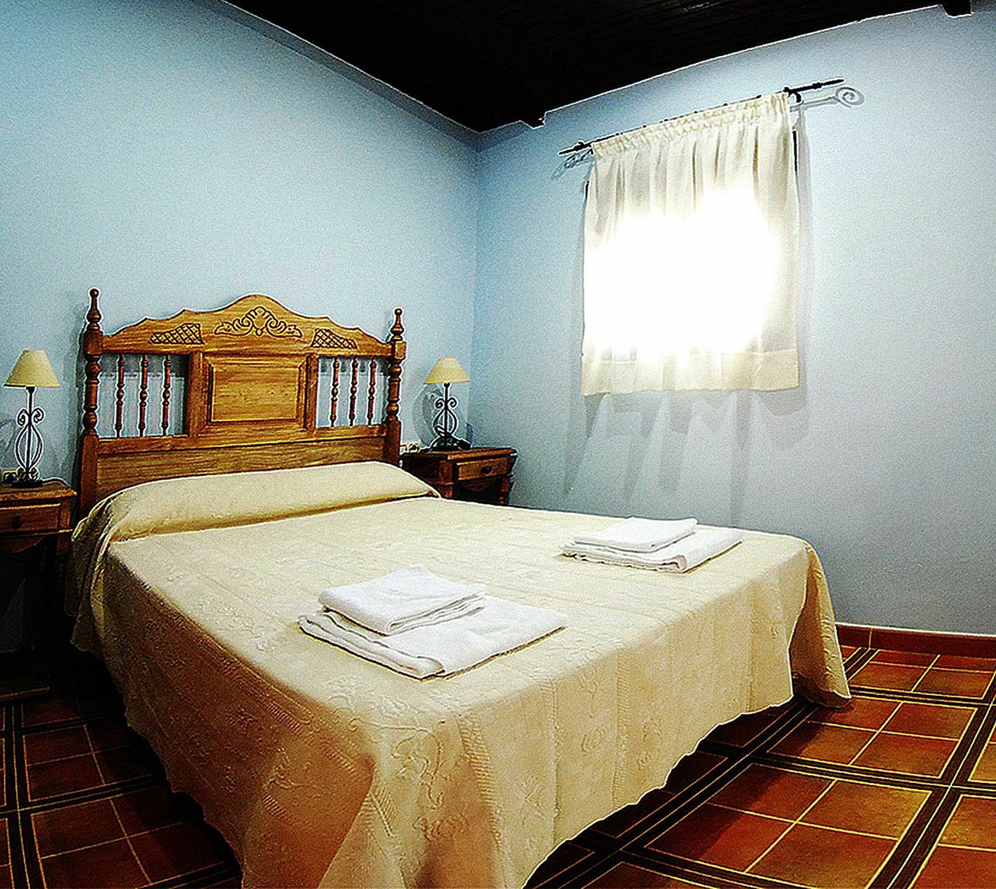 Apartamentos Valle Del Jerte El Huerto Del Cura Кабесуэла-дель-Валье Экстерьер фото
